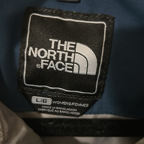 Women’s large the north face coat - Picture 2 of 5